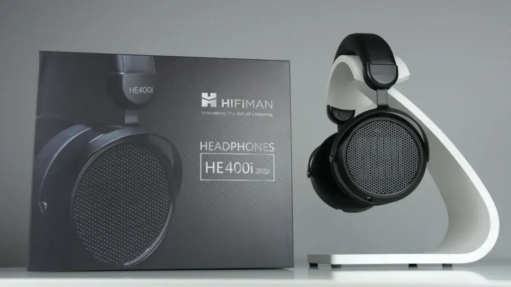 Planer magnetic headphone by hifiman